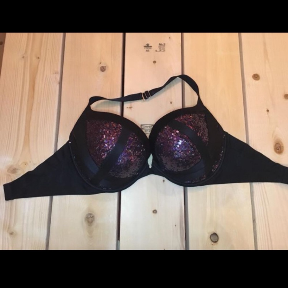 Vs bra